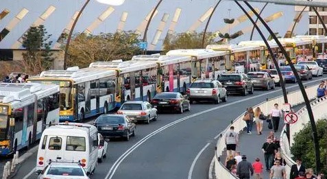 Transportasi Umum yang Efisien dan Aman untuk Menjelajahi Kota